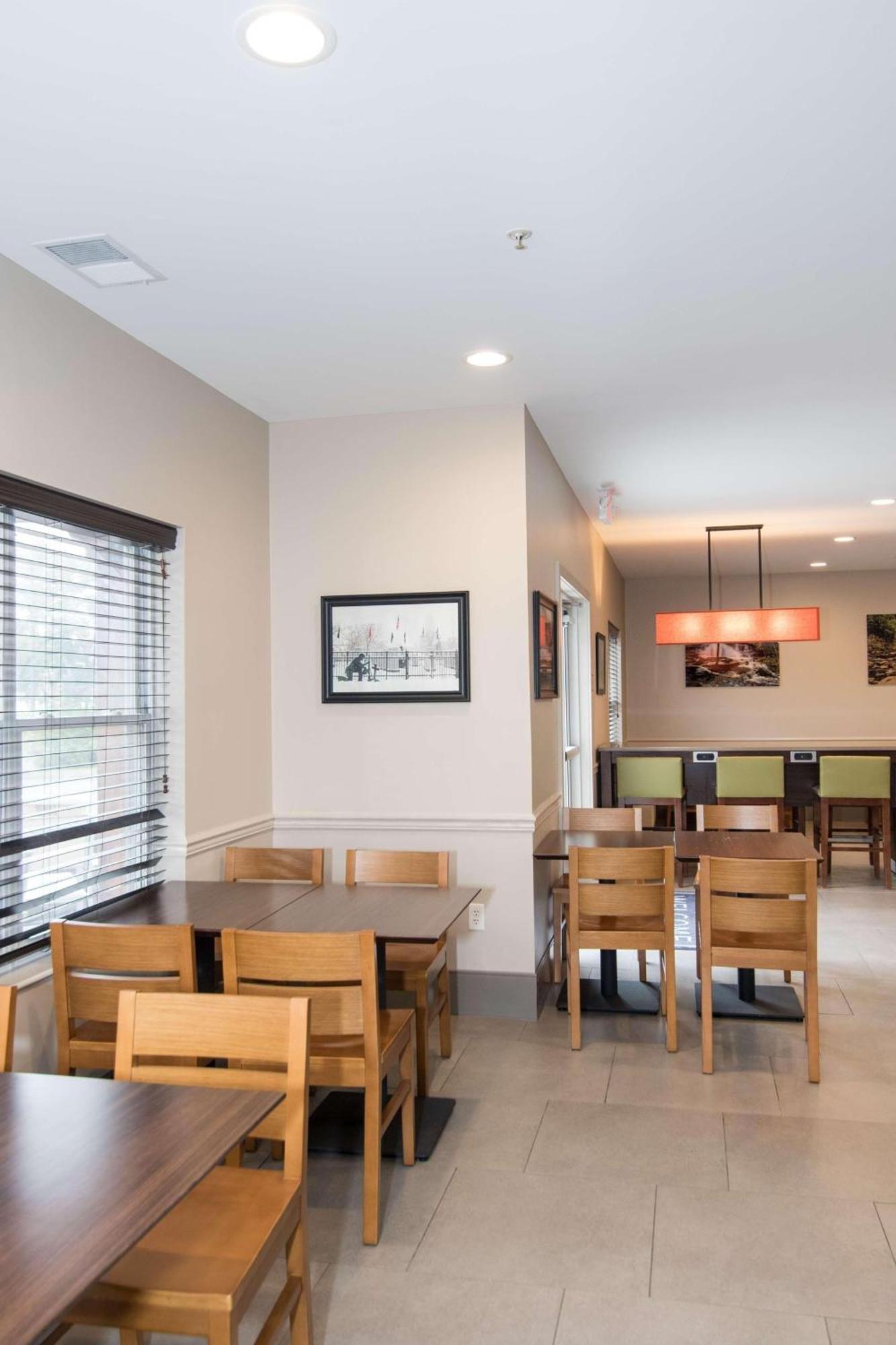 Country Inn & Suites By Radisson, Lehighton-Jim Thorpe, Pa Exterior foto